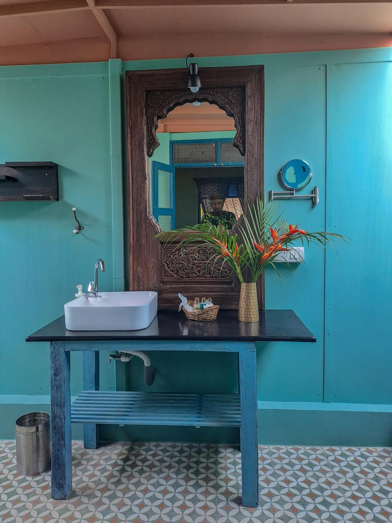 Bohemyan Blue Stay Alibaug Eksteriør bilde